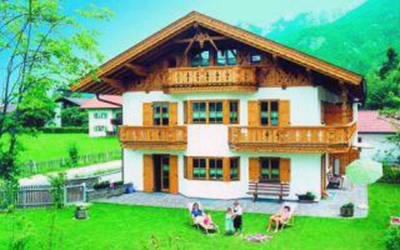 Ferienwohnungen Kir Royal Krün Exteriér fotografie